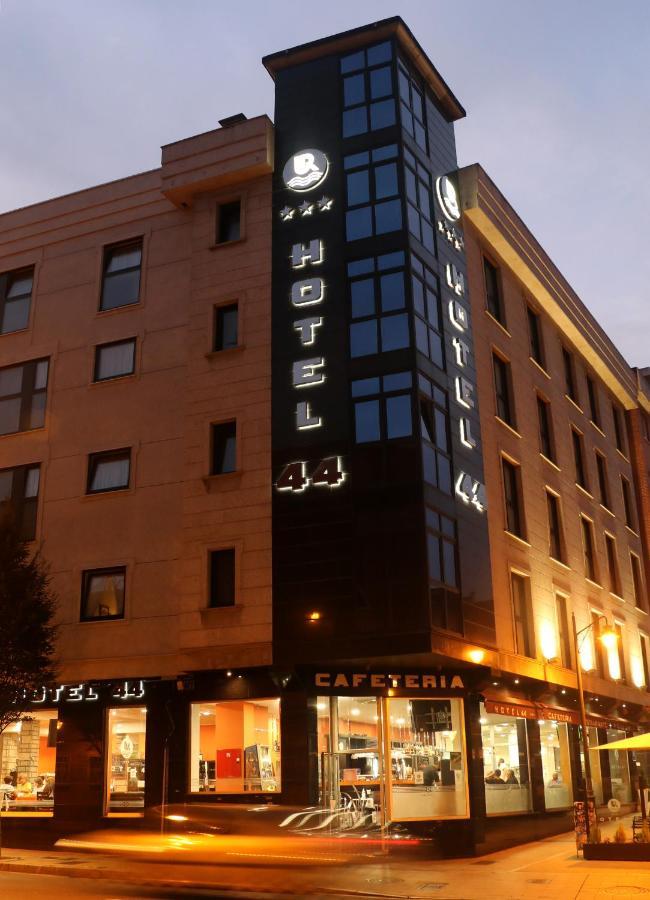 44 Hotel Gijon