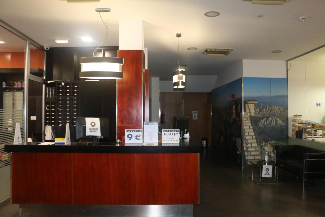 Hotel 44 3*